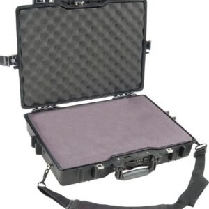 Pelican 1495 Laptop Case with Foam Black. Fits up to 17" laptops