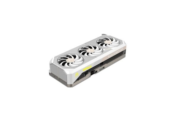 32GB ZOTAC RTX 5090 SOLID OC WHITE EDITION GPU - Image 4