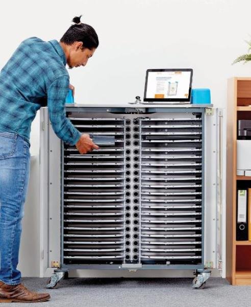 LapCabby UniCabby 40 Horizontal | 40-Device Mobile AC Charging Trolley for Laptops, Tablets and Chromebooks up to 14" - Horizontal 5 Product image of LAPCABBY UNICAB40HBL – UniCabby 40 Horizontal | 40-Device Mobile AC – Image 5