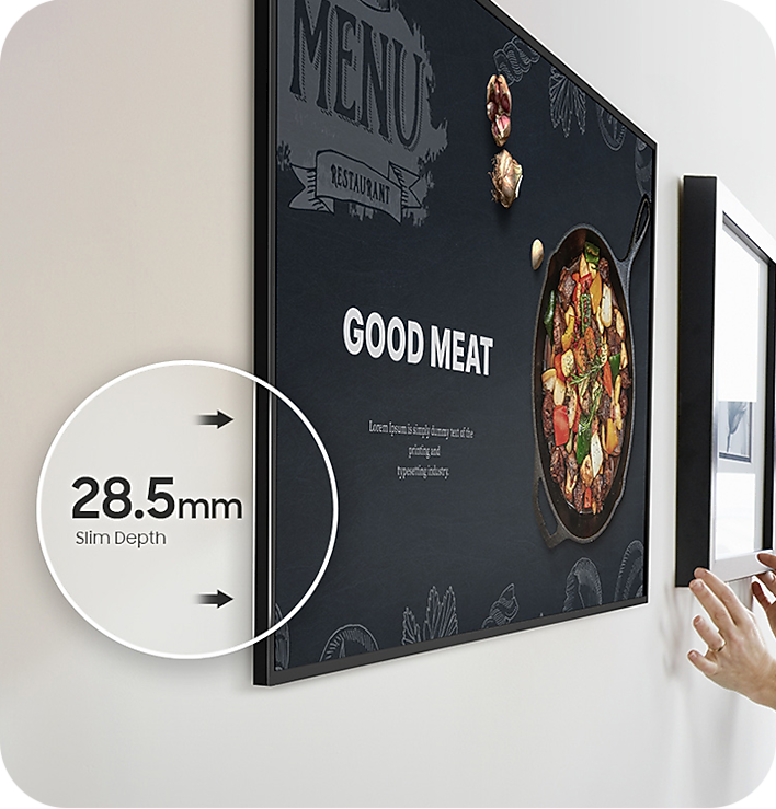 Samsung QM55C 55 inch QMC Series digital signage display maximum-impact-in-minimum-space – image 1