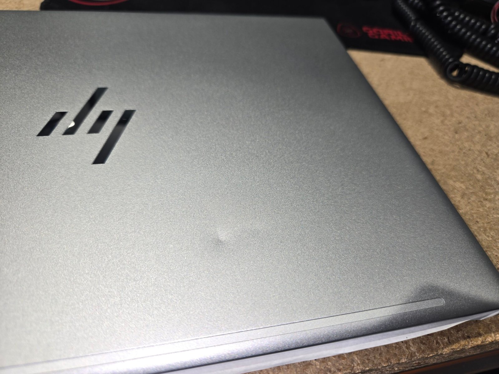 PHYSICAL DAMAGE HP Elitebook 840 G10 14" WUXGA IR 1 PHYSICAL DAMAGE HP Elitebook 840 G10 14" WUXGA IR