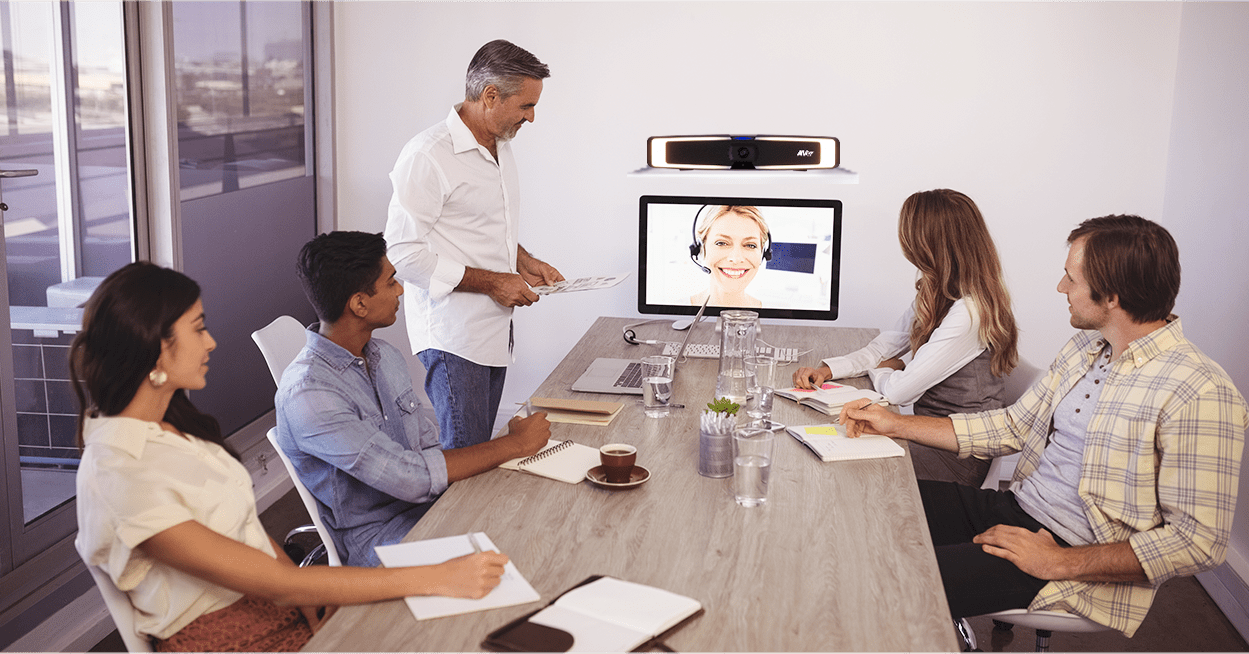 AVer VB130 | 4K Video Bar with Intelligent Lighting for Huddle Rooms and Small Meeting Spaces 12 AVer VB130 beamforming 5 microphone array 4m pickup echo cancellation noise suppression