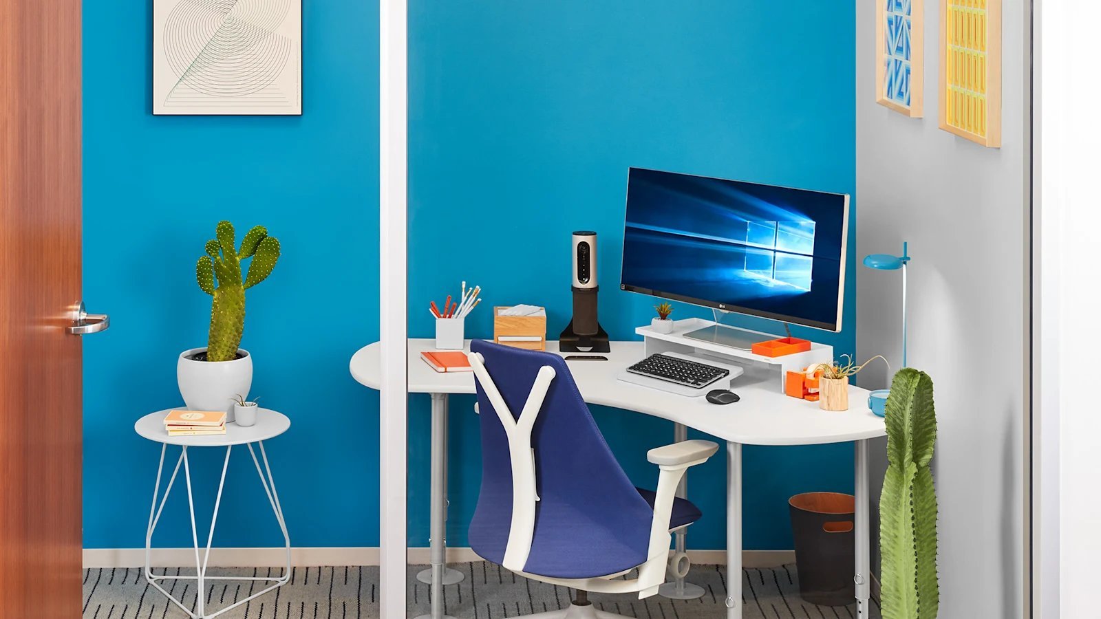 Logitech Connect | Portable All-in-One Conference Camera for Huddle Rooms and On the Go 8 Logitech Connect perfect for small spaces 90 degree field of view tabletop